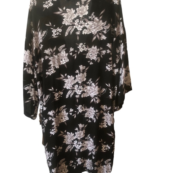 Spiritual Gangster Maya Floral Kimono - Picture 3 of 5